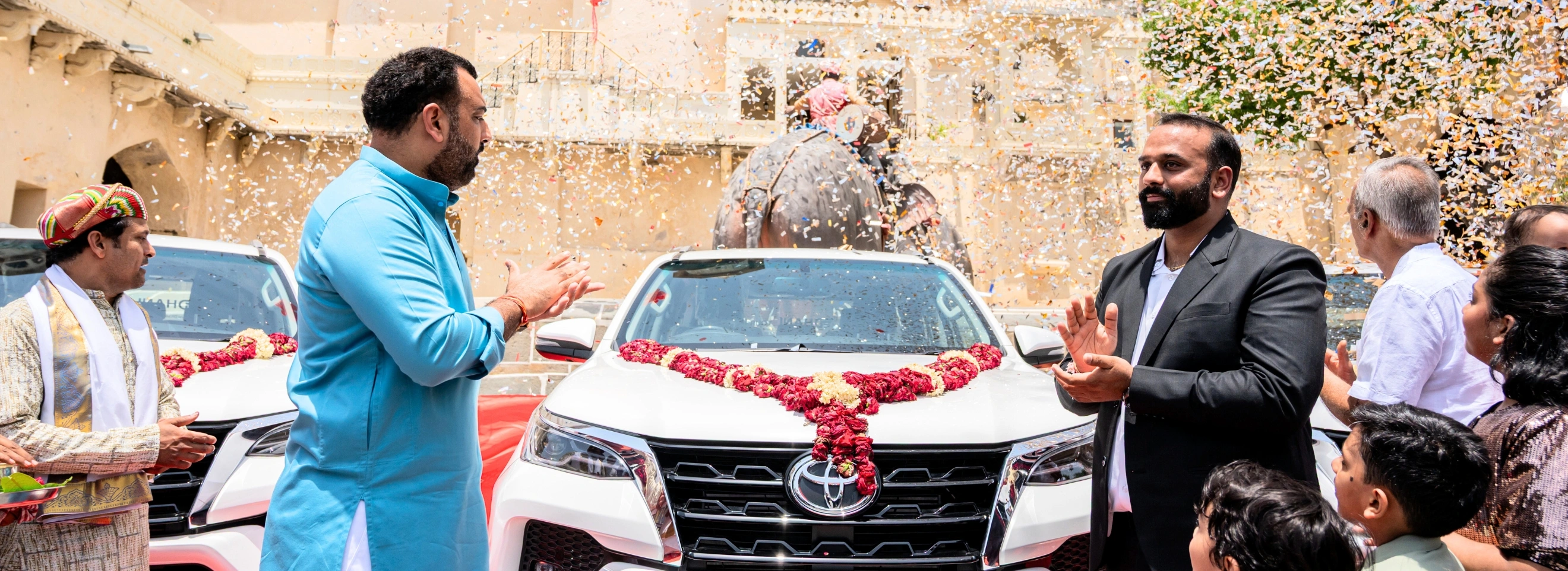 Taxi Services in Udaipur - Dhani Tours