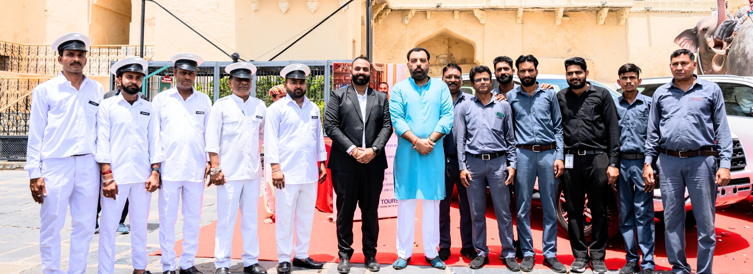 Taxi Services in Udaipur - Dhani Tours